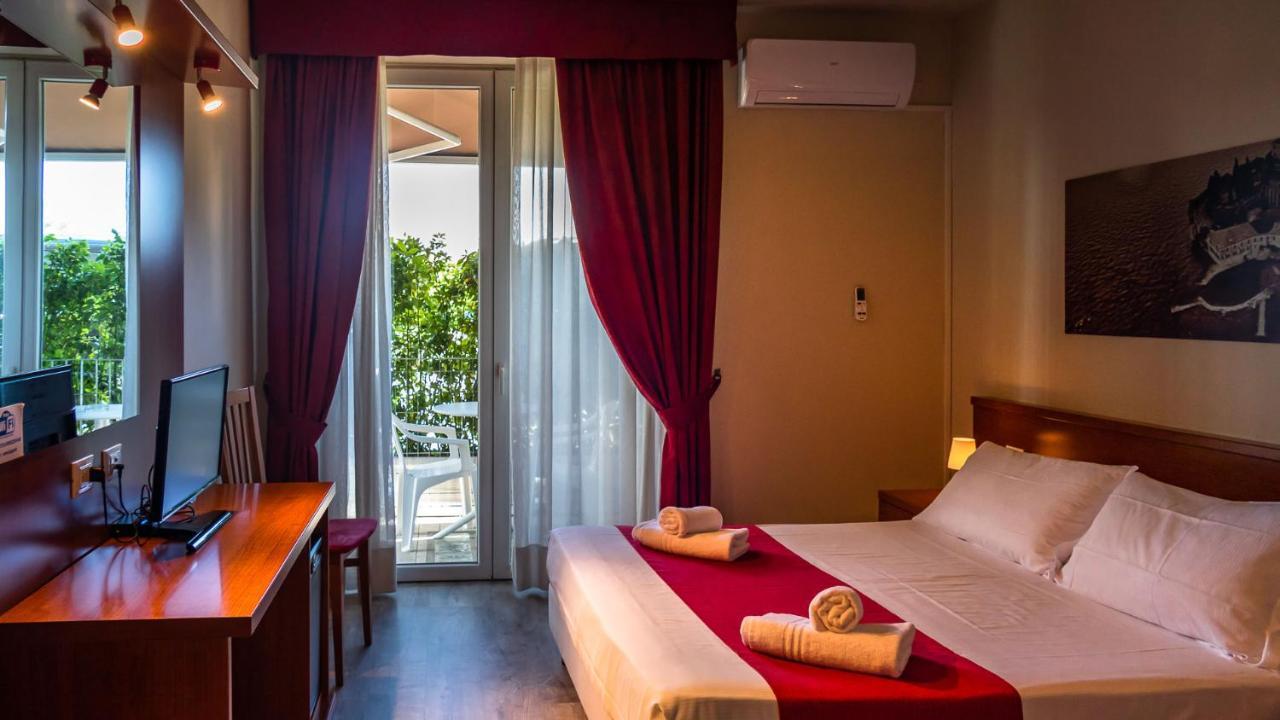 Hotel Venezia Park Castelnuovo del Garda Esterno foto