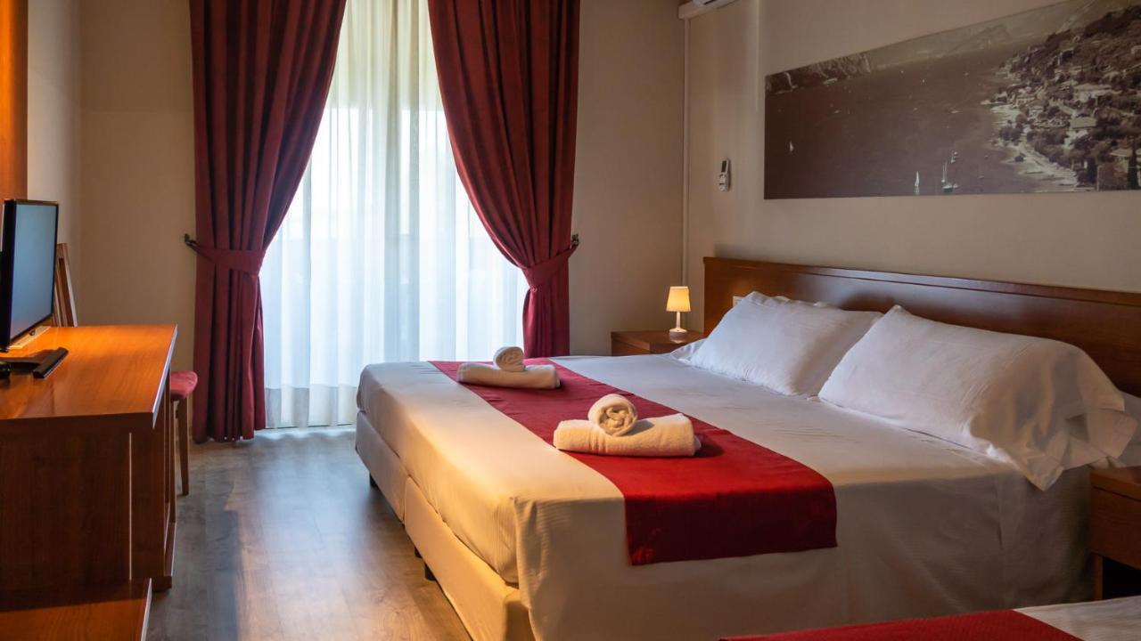Hotel Venezia Park Castelnuovo del Garda Esterno foto