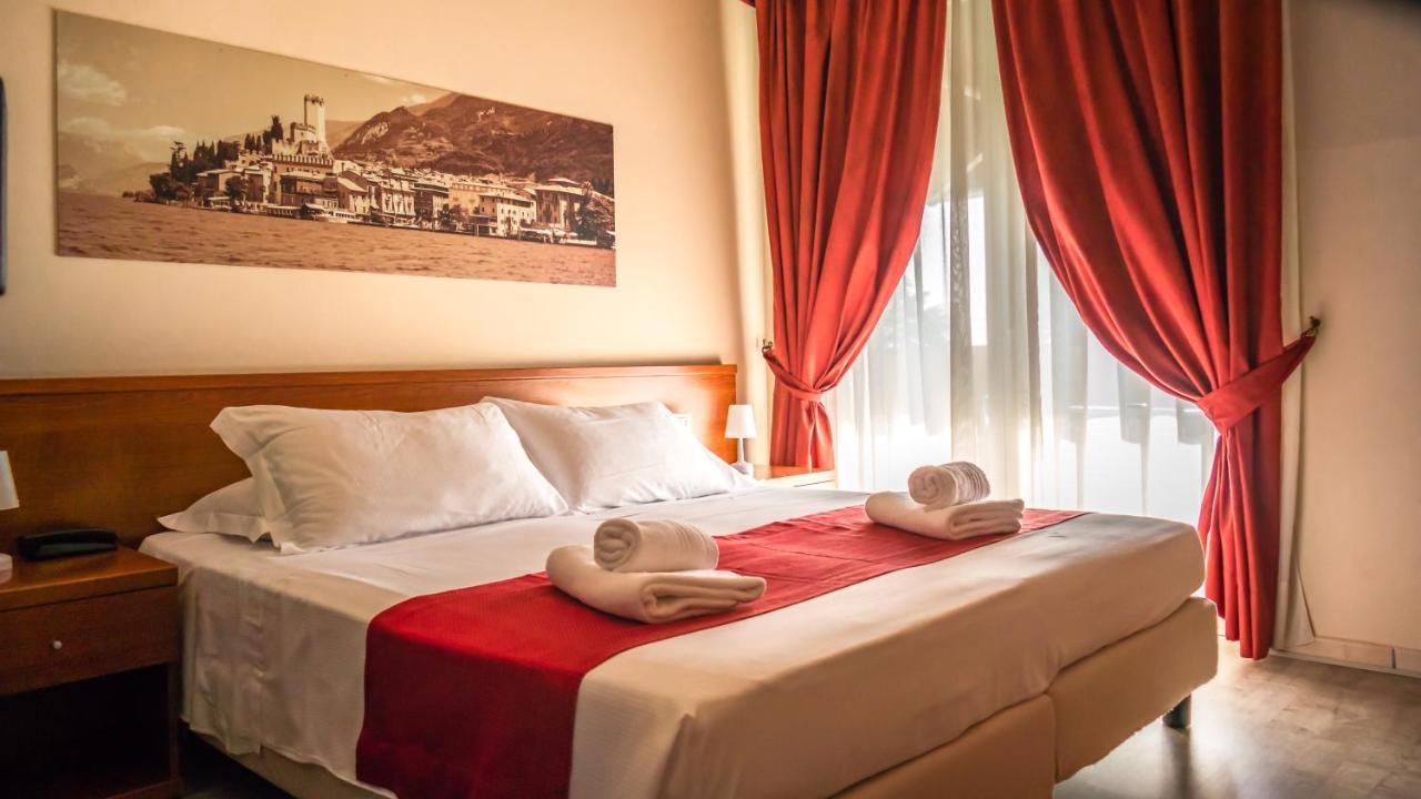 Hotel Venezia Park Castelnuovo del Garda Esterno foto