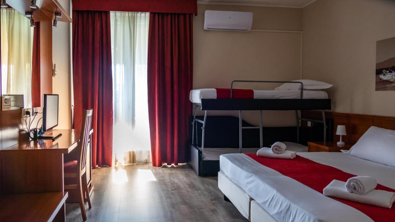 Hotel Venezia Park Castelnuovo del Garda Esterno foto