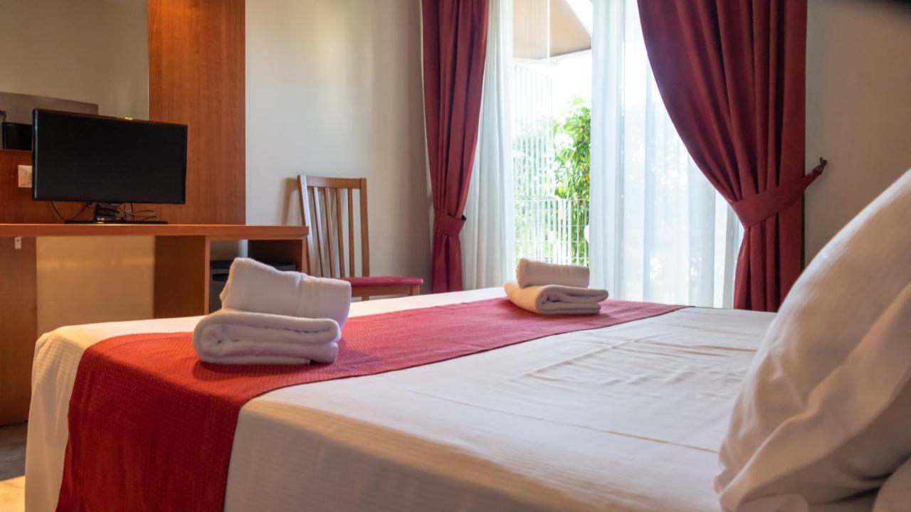 Hotel Venezia Park Castelnuovo del Garda Esterno foto