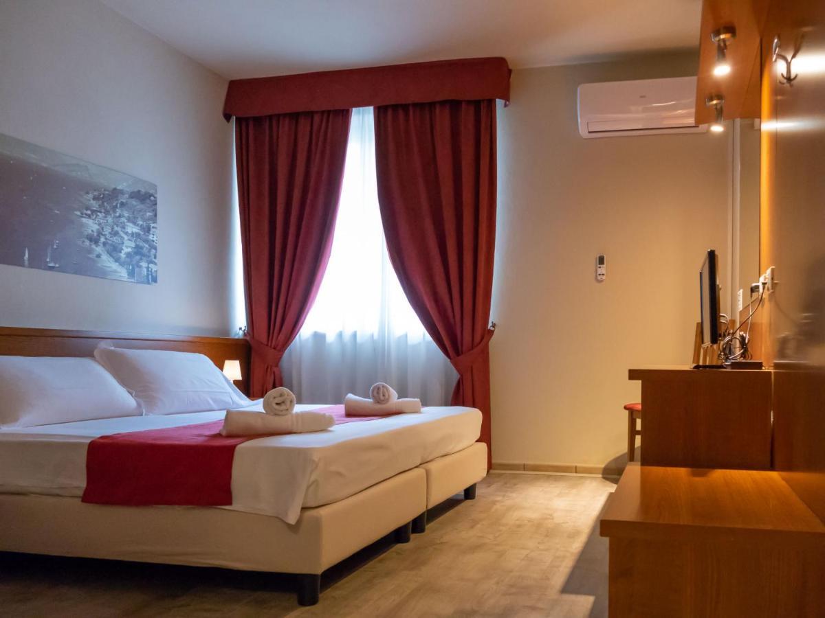 Hotel Venezia Park Castelnuovo del Garda Esterno foto