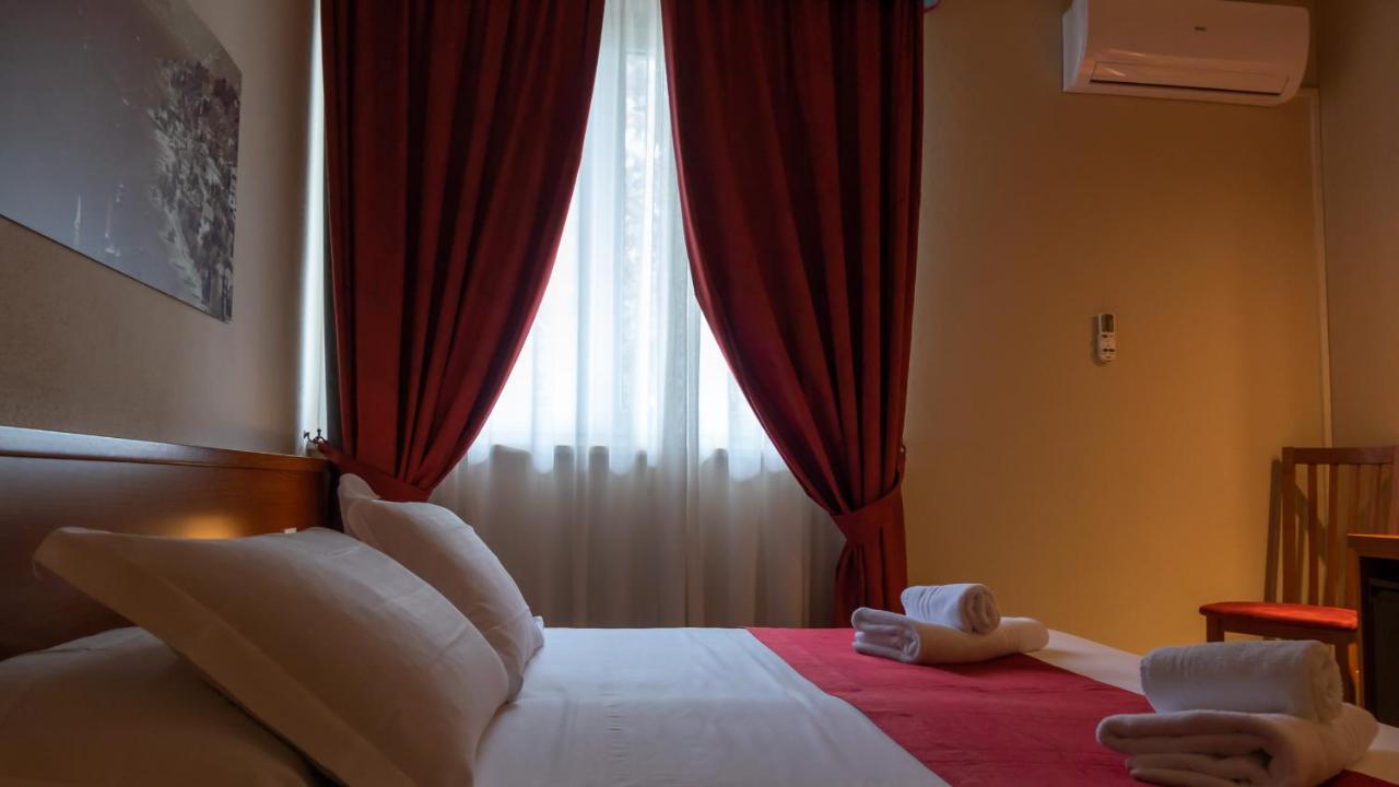 Hotel Venezia Park Castelnuovo del Garda Esterno foto