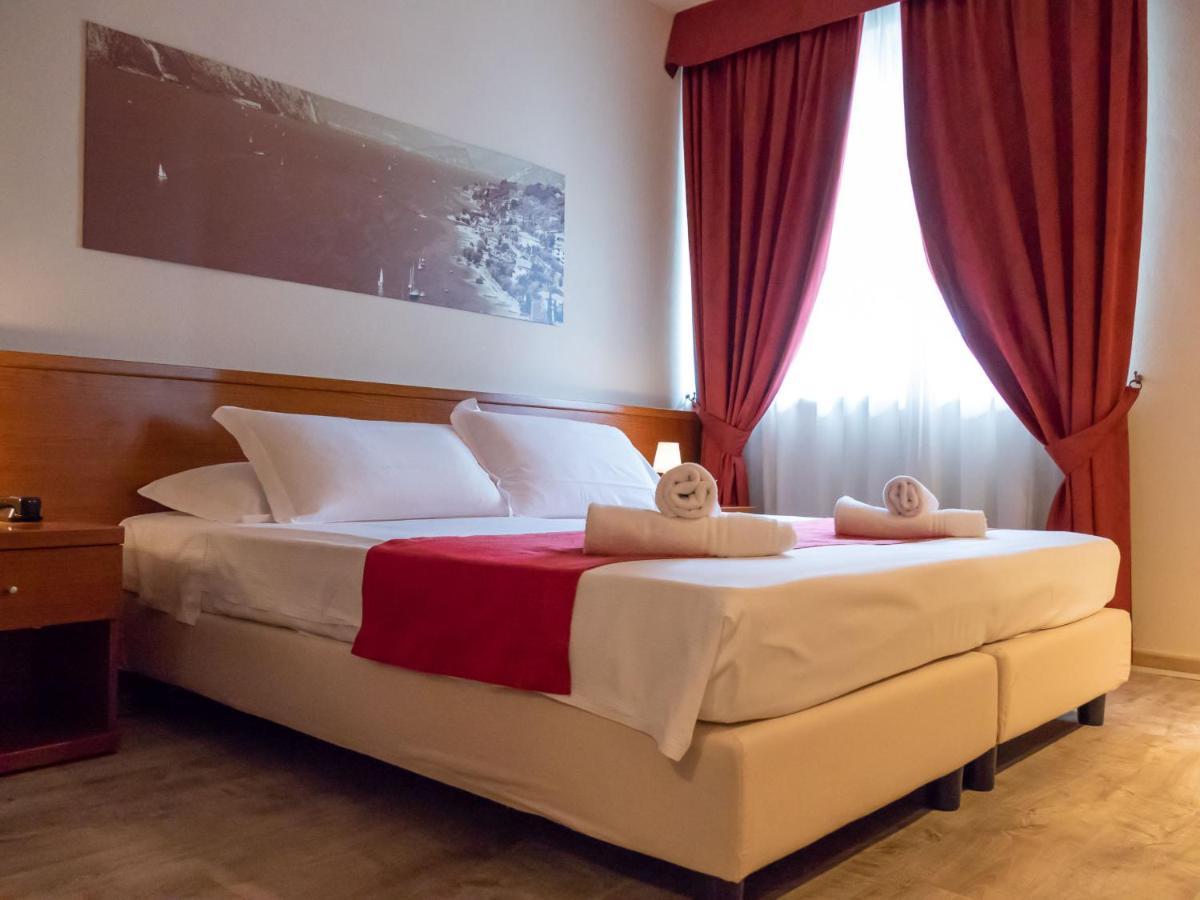 Hotel Venezia Park Castelnuovo del Garda Esterno foto