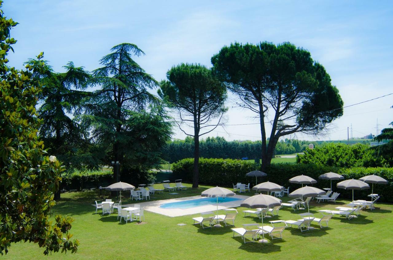 Hotel Venezia Park Castelnuovo del Garda Esterno foto
